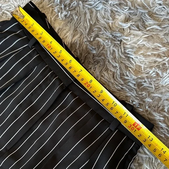 Babaton Women's Black and White Pinstripe Pants - Picture 9 of 13